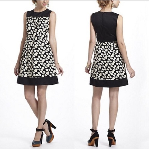 Anthropologie Dresses & Skirts - ❌SOLD❌ [Anthropologie] Notched Dot Polka Dot Dress